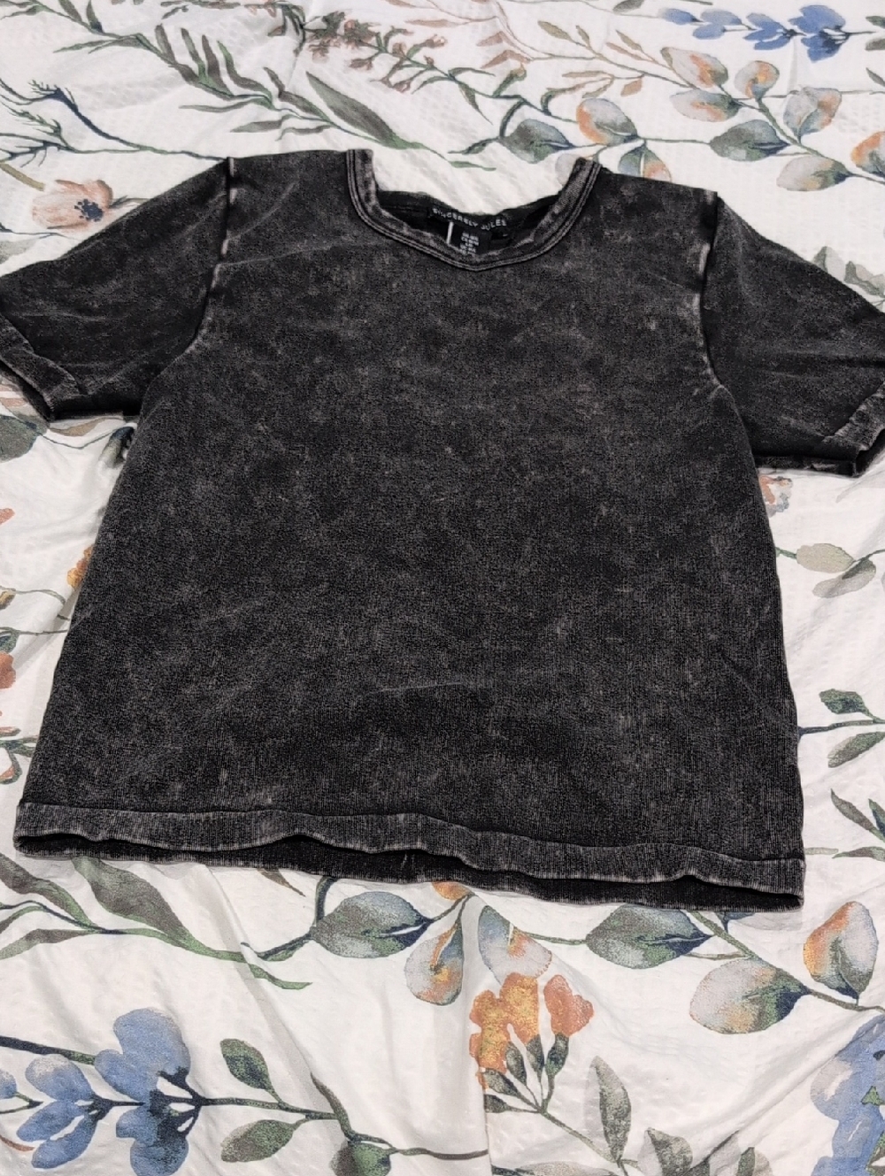 Sincerely Jules Washed Black Short Sleeve Crop Tee